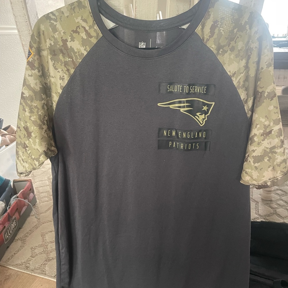 NFL New England Patriots Camouflage Sleeve Shirt